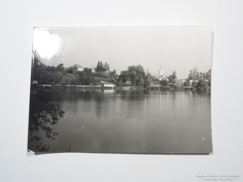 Régi fotó fénykép - Víz tó folyó Duna templom falu