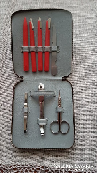 8 pcs antique manicure set, in a leather case