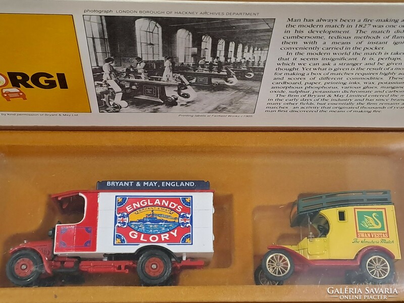 Corgi English matchbox transport of the 30's in the box collector cars