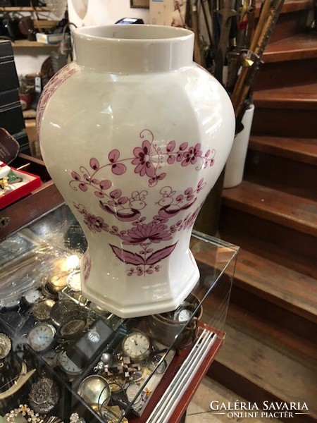 Lichte porcelain vase, height 40 cm, flawless.