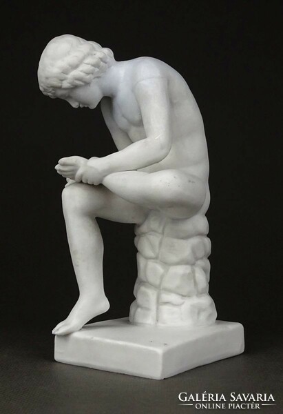 1F474 Tüskehúzó fiú biszkvit porcelán szobor 14 cm