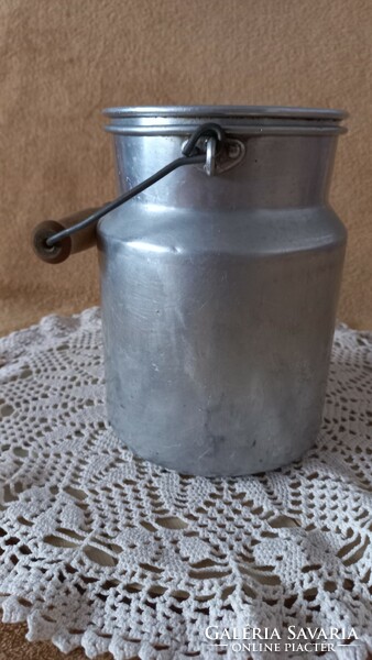 Antique sigg Swiss aluminum milk jug, 1.5 l. With capacity, marked, in good condition