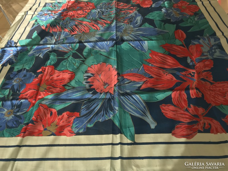 Silk scarf from Thailand, with huge hibiscus flowers, 88 x 88 cm