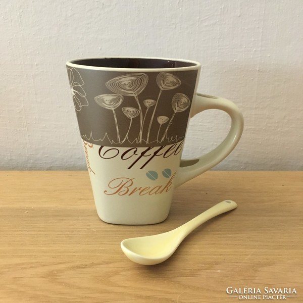 Drapp coffee mug with spoon