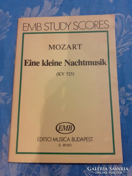 Mozart: Eine kleine Nachtmusik Egy kis éji zene kotta EMB Study Scores Z. 40021