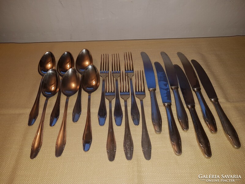 Set of 18 berndorf (art krupp) marked cutlery