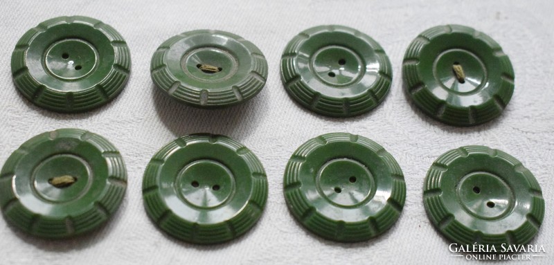 Retro zöld műanyag gomb 8 db. 3 cm