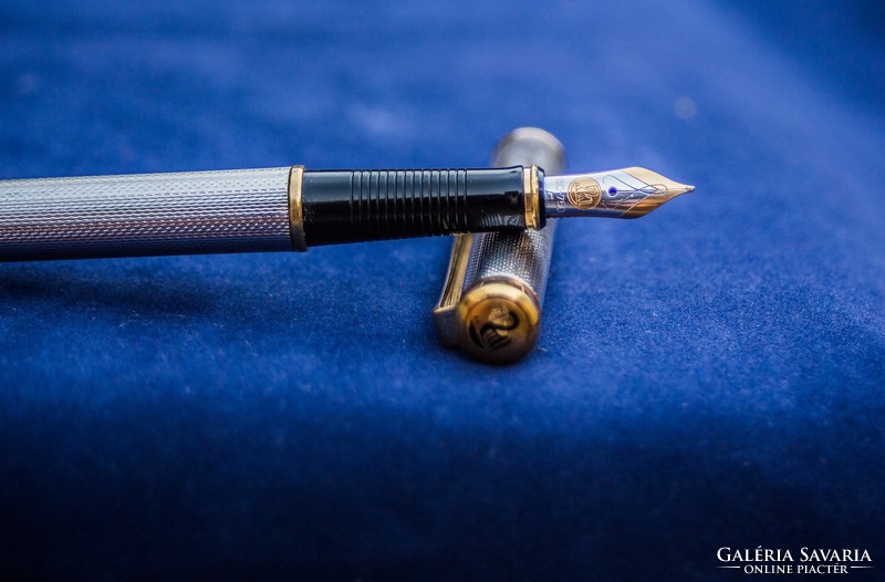 Jewel pen-18 k gold nib-silver-plated pelican fountain pen