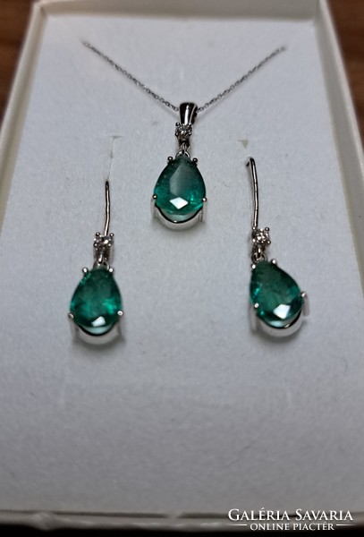 14K white gold emerald jewelry set with glasses