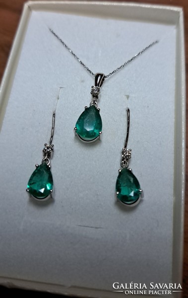 14K white gold emerald jewelry set with glasses