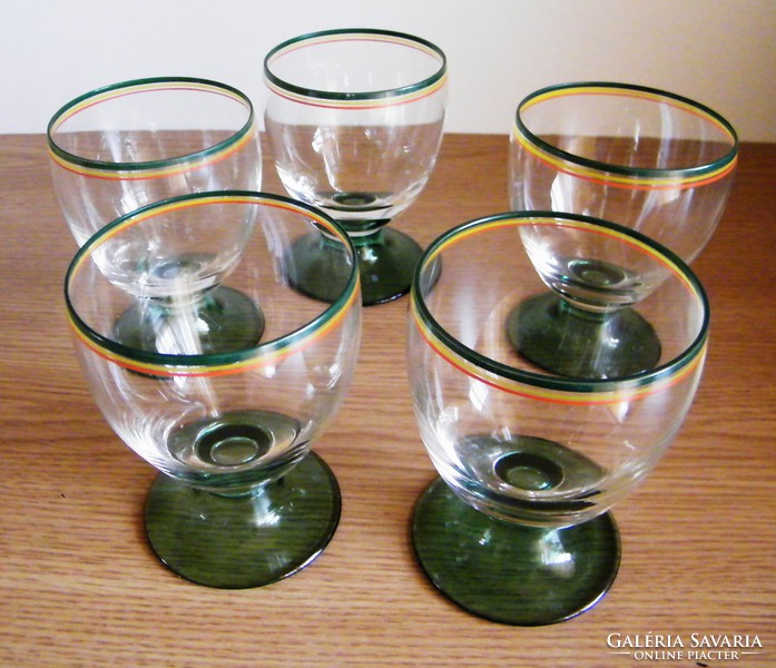 5 antique stemmed wine glasses, 10 x 7 cm xx