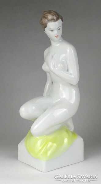 1L689 Hollóházi porcelán női akt szobor 29 cm