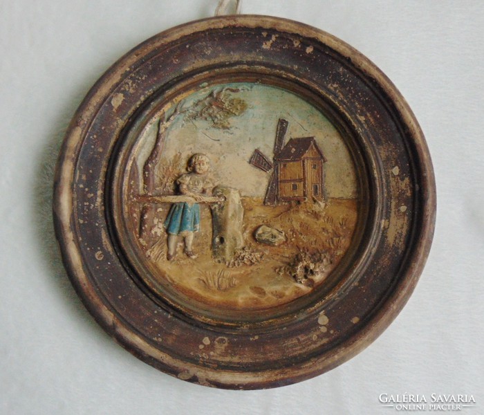 Muzeális, kézzel festett fali tányér