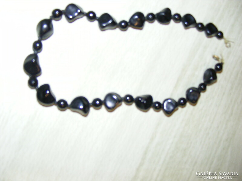 Old black necklace, string of pearls