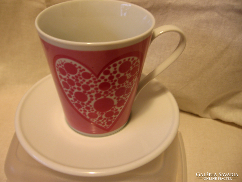Ives rocher pink heart mug also for Valentine's Day