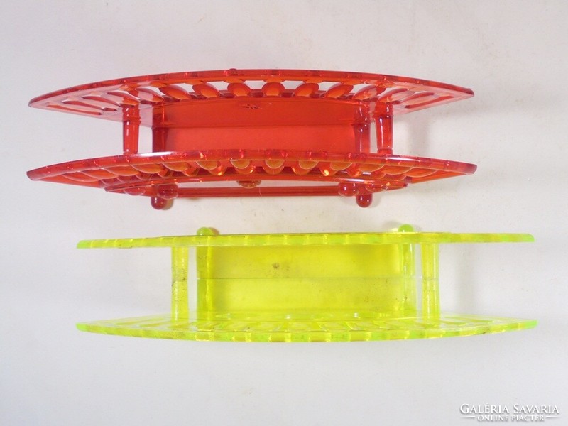 Retro régi piros zöld műanyag szalvétatartó szalvéta tároló konyhai eszköz 2 db - kb 1970-80-as évek