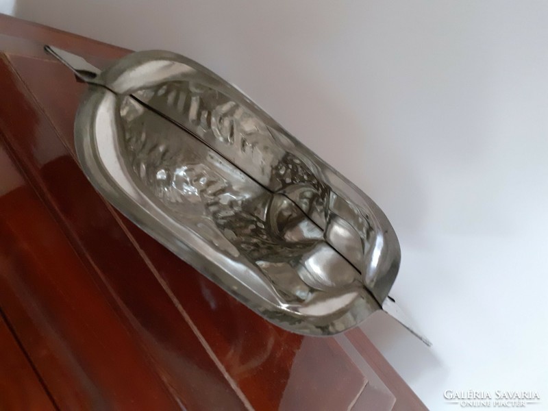 Retro húsvéti nyuszi sütőforma régi nyúl alakú fém kalácssütő csokiöntő forma