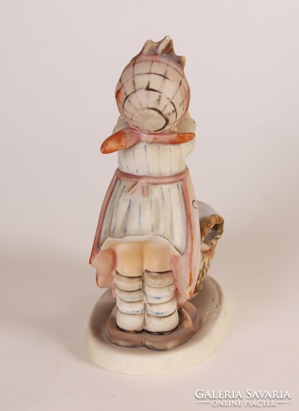 Wash day - 14.5 cm hummel / goebel porcelain figure