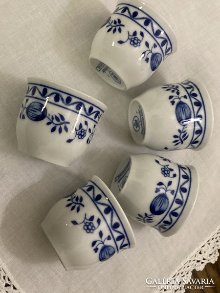 Porcelain cups with blue onion pattern