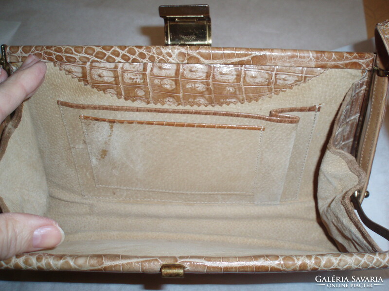 Vintage crocodile leather shoulder bag