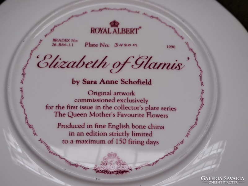 Royal Albert "Elizabeth of Glamis" angol csontporcelán tányér az anyakirálynő kedvenc rózsájával