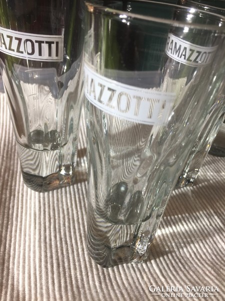 8 thick glass glasses with Ramazzotti inscription, marked 2 cl and 4 cl (reed+79/2)