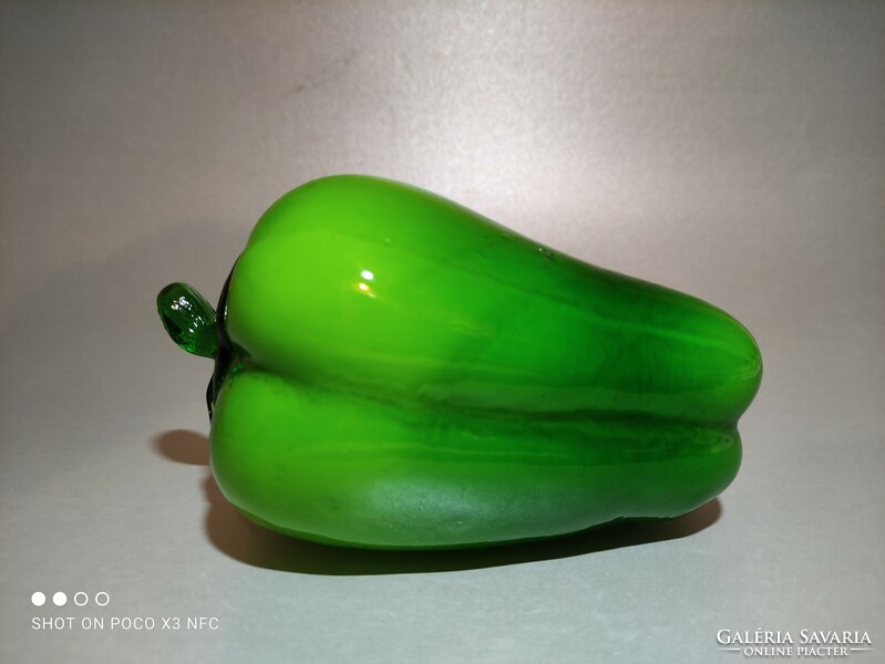 Kézzel készült vastag falú üveg zöldség paprika üvegdísz