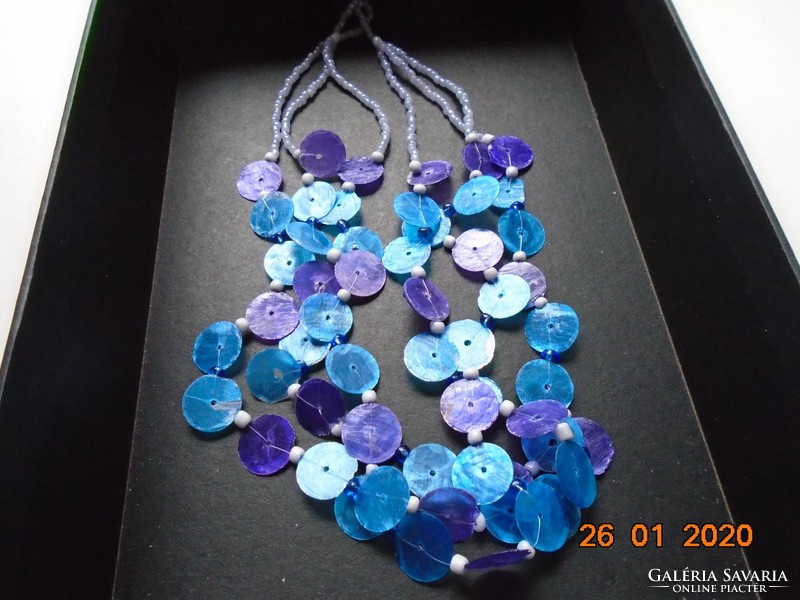 Mother-of-pearl necklace of 3 rows of turquoise and purple thin discs