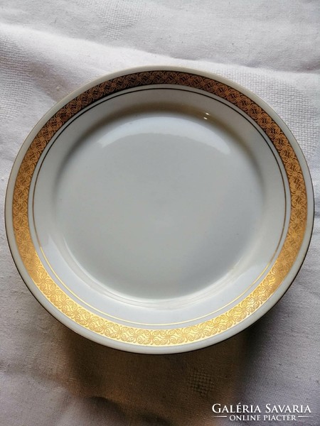 Lowland porcelain small plates