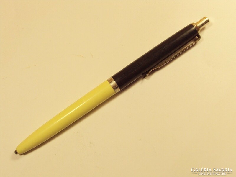 Retro ballpoint pen from the 1970s-1980s