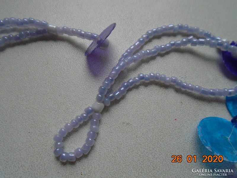 Gyöngyház nyaklánc 3 soros türkiz és lila vékony korongokból