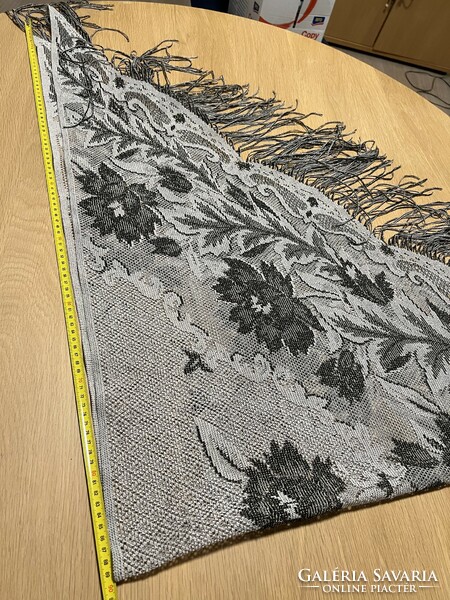 Casual silver-black shawl with discreet gold thread weaving