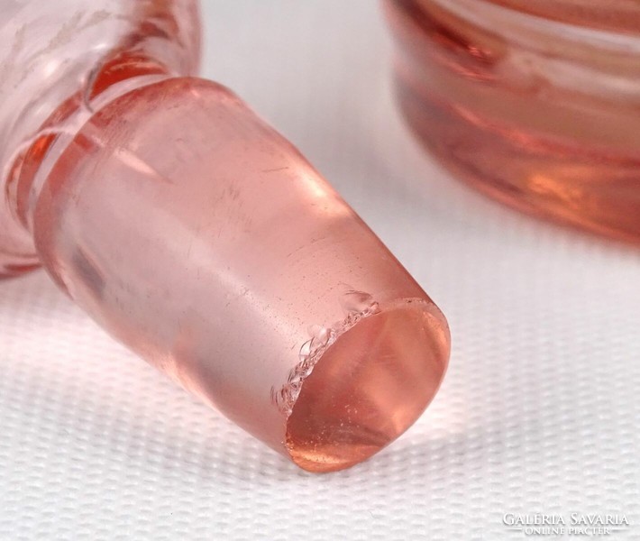 1L797 Régi gyönyörű rózsaszín fújt dugós üveg 22.5 cm