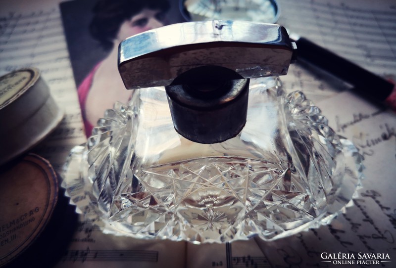 Vintage ólomkristály parfümös üveg