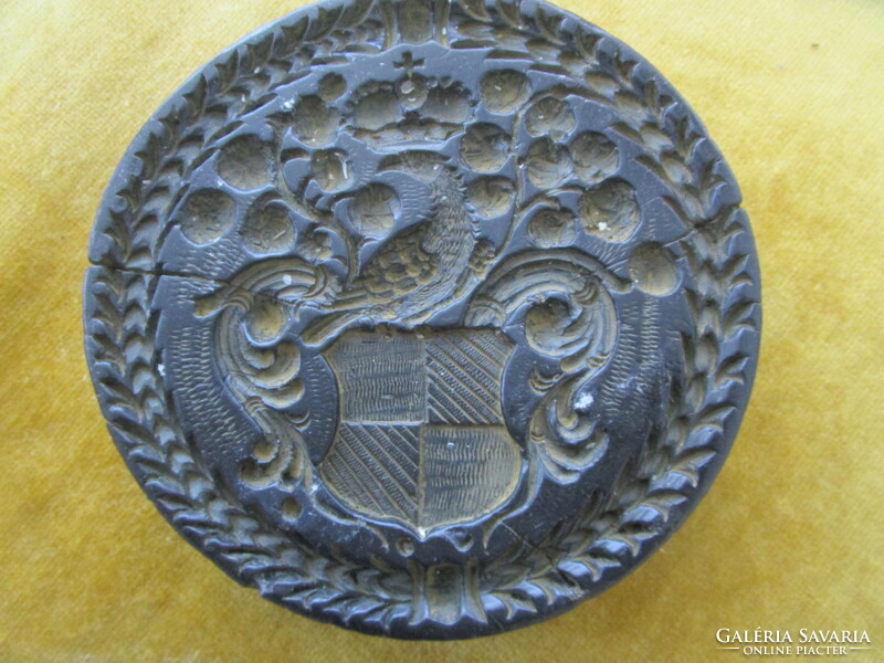 Gingerbread coat of arms mold baking mold sharp - deep contour wax ancient pattern Hungarian needlework