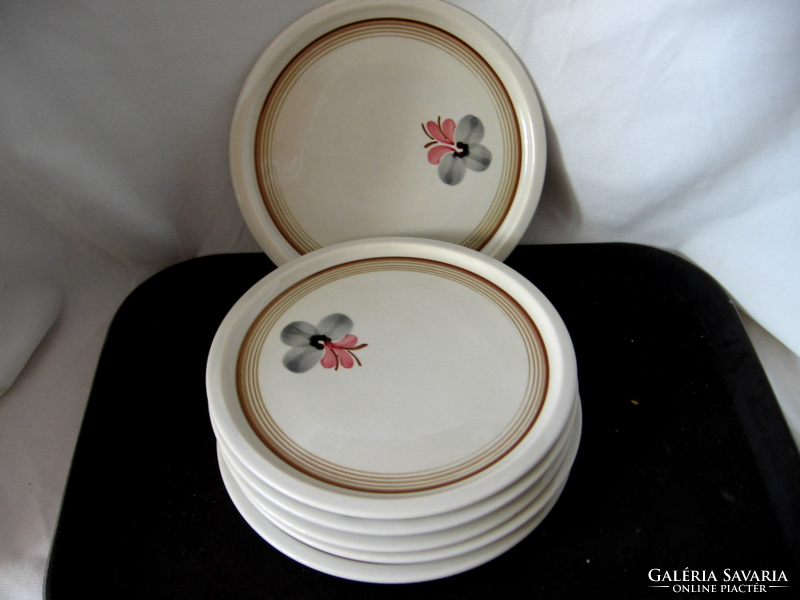 6 shabby hand-painted cake and sandwich plates