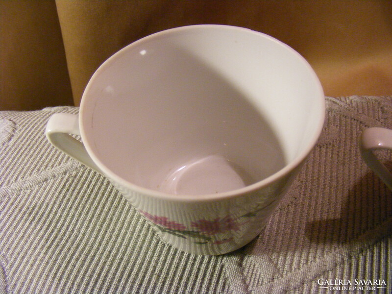 2 Lowland flower tea cups