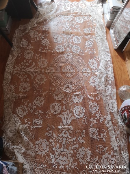 Powerful! 270 X 167 cm lace tablecloth from the 1800s