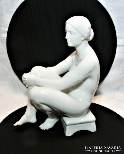 Pátzay pál - seated nude - white porcelain statue 29 cm