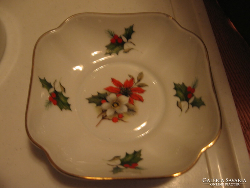 Poinsettia vohenstrauss jewelry box and Limoges ring bowl