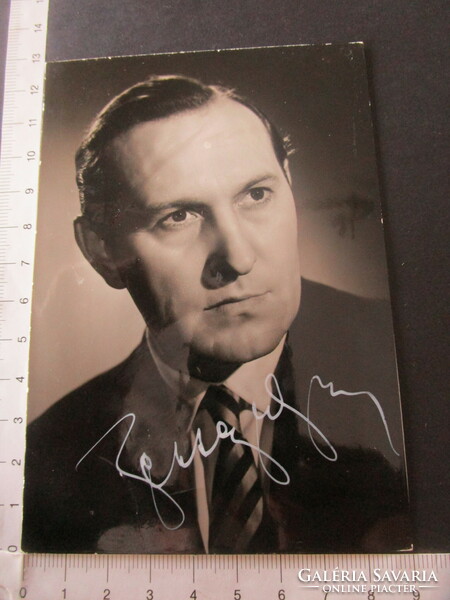 Unforgettable signed autograph photo of the giant Ferenc Szinés from Bessenye