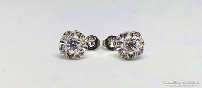 925-S Stuffed Silver Cz Stones Earrings