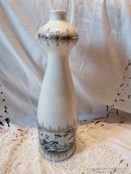 Wallendorf gyűjtői,  értékes porcelán váza 39 cm.