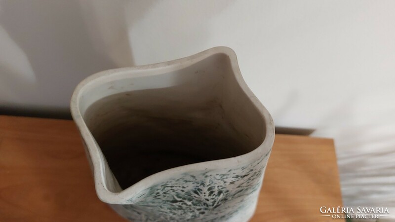 (K) art studio ceramic vase approx. 25 cm high.