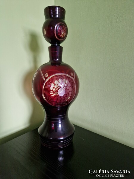 Red crystal wine / liqueur glass