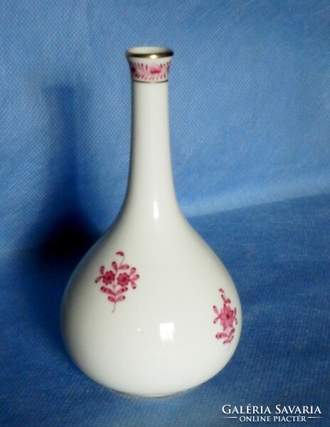 Herend purple vase with appony pattern
