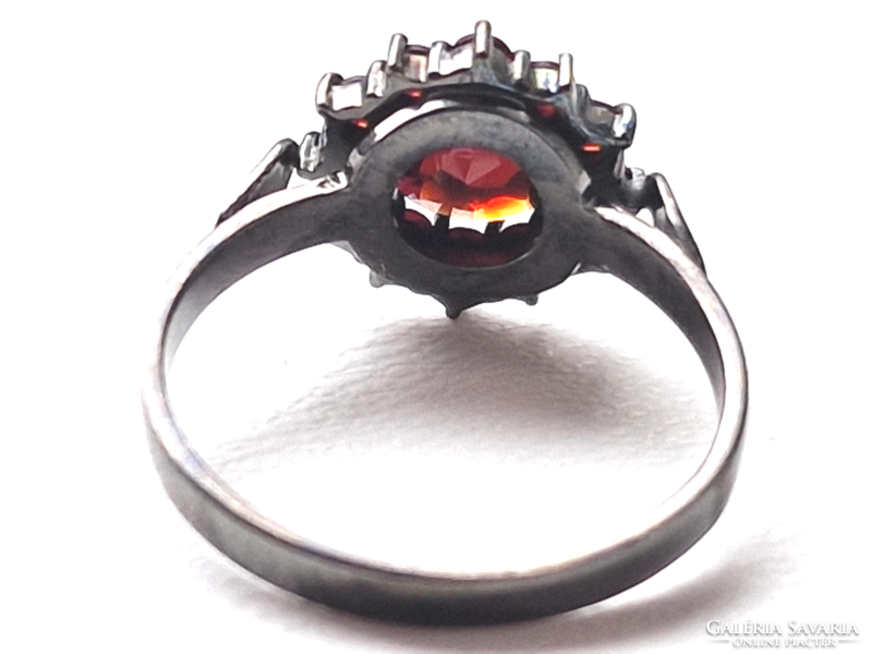Garnet ring in a silver setting