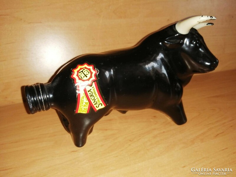 Eredeti Spanyol Sangria bika formájú üveg palack 23 cm széles 14 cm magas