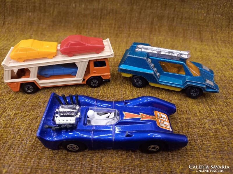 Matchbox Superfast  , Blue Shark , Car Transporter , Cosmobile