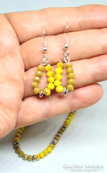 Austrian galvanized yellow-beige crystal necklace bracelet set